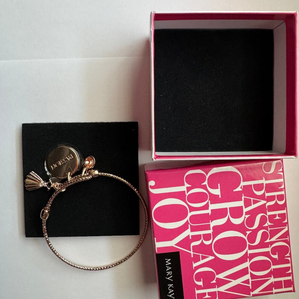 mary kay charm bracelet